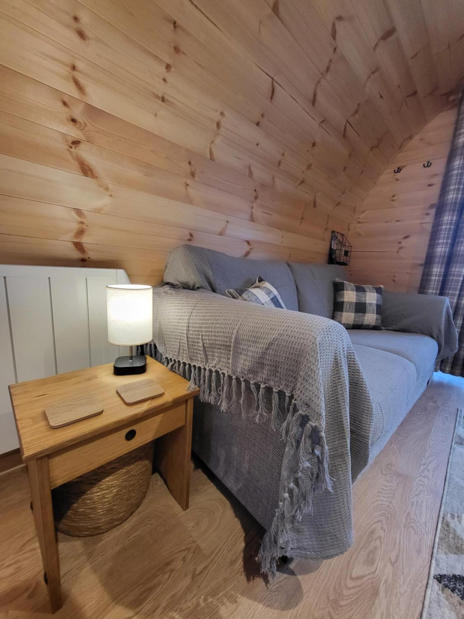 Lois' Pod With Hot Tub, Near Airport Hotel Bristol Exterior photo